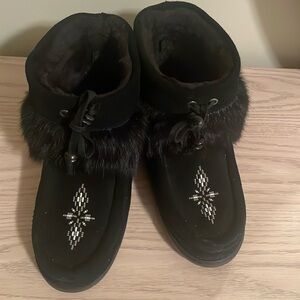 MANITOBAH mukluks
